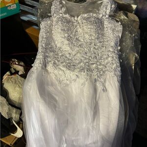White Embroidered Tulle Wedding Dress with Floral Appliqué